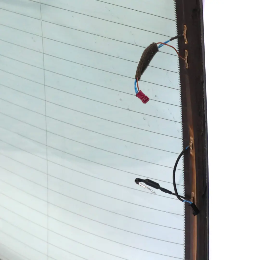 Szyba tylna tył AS2 do BMW E63 Cabrio o numerze 7009074 BMW E63 Cabrio Szyba tylna tył AS2 - SKU 7009074 - Numer Części 7009074