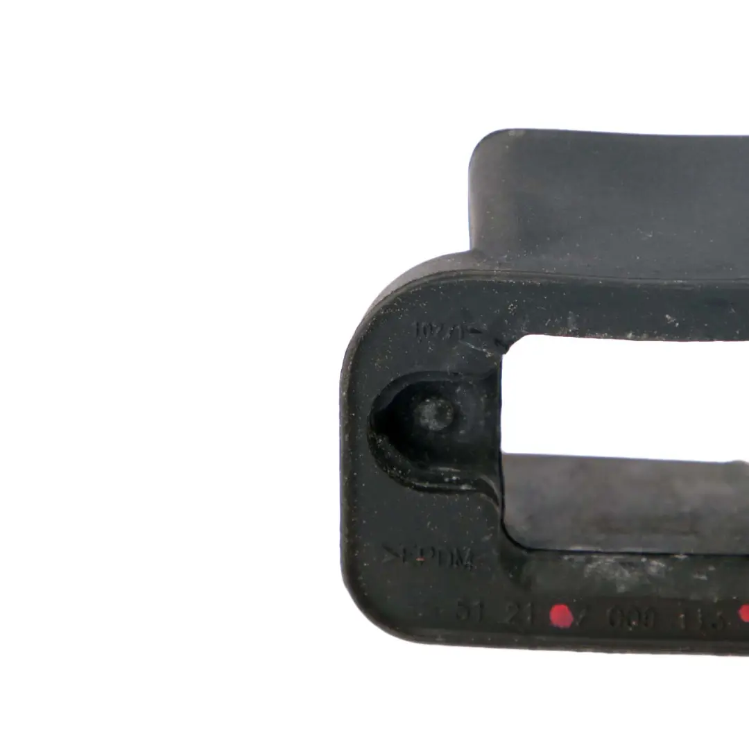 Guarnizione Porta Freno Anteriore Sinistra Destra N/ per BMW E63 E64 LCI con numero di parte 7009113 BMW E63 E64 LCI Guarnizione Porta Freno Anteriore Sinistra Destra N/ - SKU 7009113 - Numero di parte 7009113