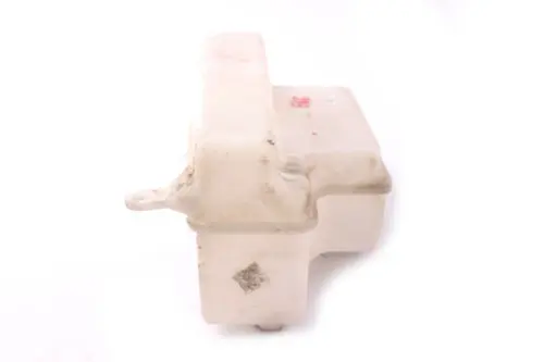 Contenitore Pulizia Parabrezza Bootle Serbatoio Lavavetro per BMW E65 E66 E67 LCI con numero di parte 7009124 BMW E65 E66 E67 LCI Contenitore Pulizia Parabrezza Bootle Serbatoio Lavavetro - SKU 7009124 - Numero di parte 7009124