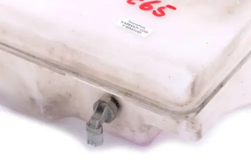 Contenitore Pulizia Parabrezza Bootle Serbatoio Lavavetro per BMW E65 E66 E67 LCI con numero di parte 7009124 BMW E65 E66 E67 LCI Contenitore Pulizia Parabrezza Bootle Serbatoio Lavavetro - SKU 7009124 - Numero di parte 7009124