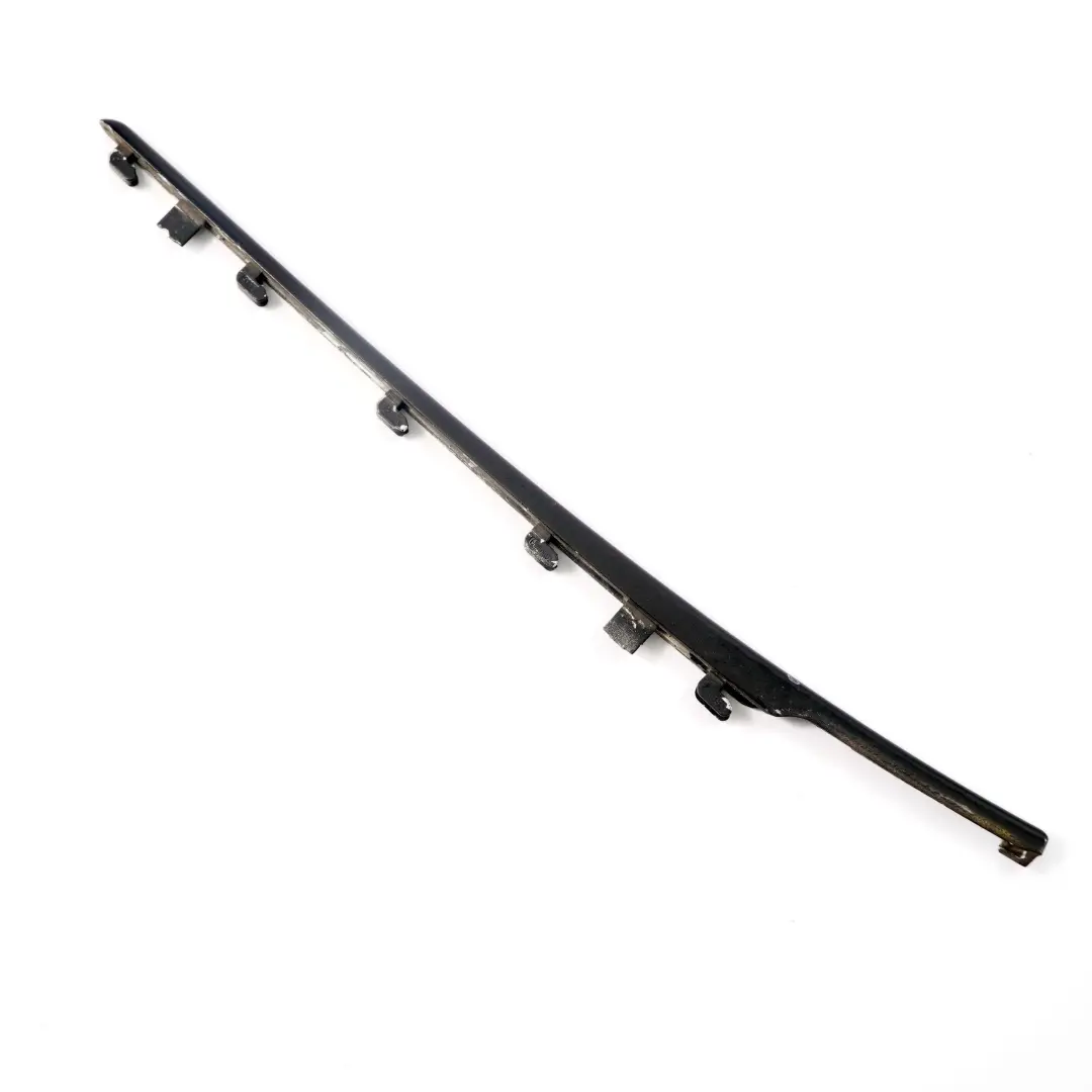 Listwa Błotnika Lewa Czarna do BMW E63 E64 o numerze 7009247 BMW E63 E64 Listwa Błotnika Lewa Czarna - SKU 7009247-1 - Numer Części 7009247