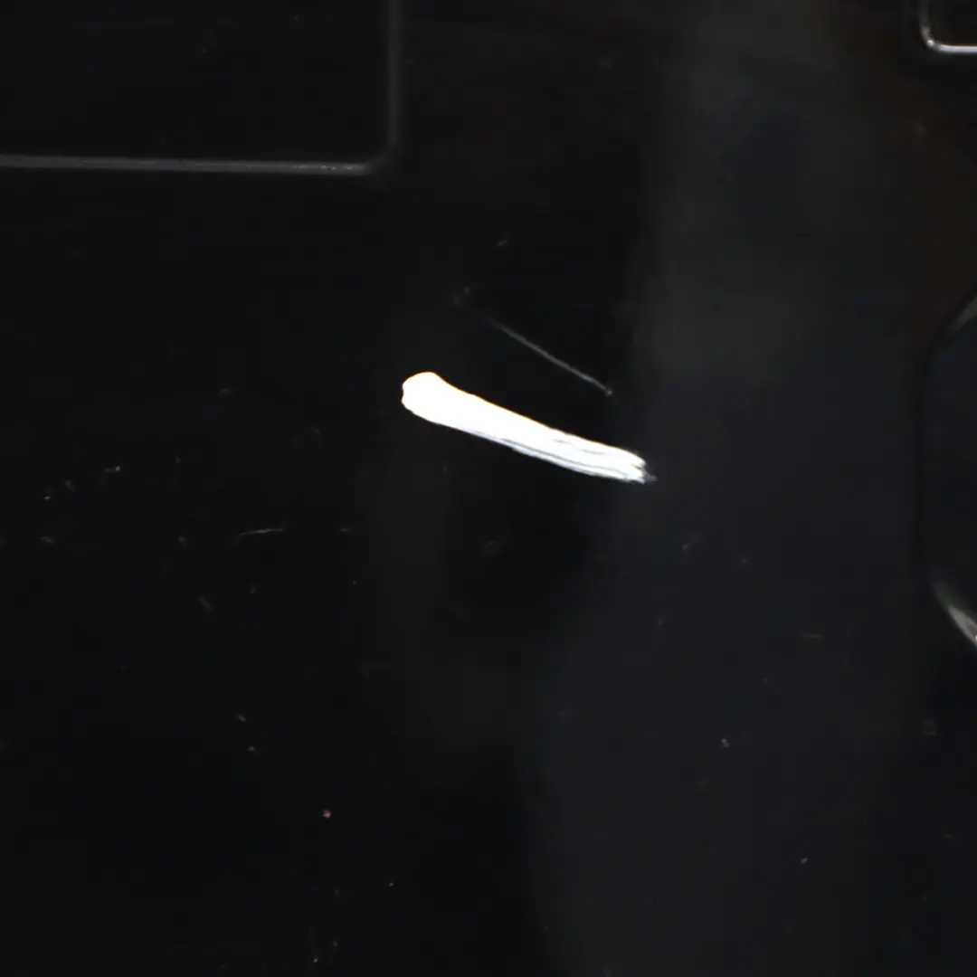 Pokrywa Osłona Dachu Składanego Black Sapphire Metallic - 475 do BMW E64 o numerze 7009564 BMW E64 Pokrywa Osłona Dachu Składanego Black Sapphire Metallic - 475 - SKU 7009564-BS1 - Numer Części 7009564