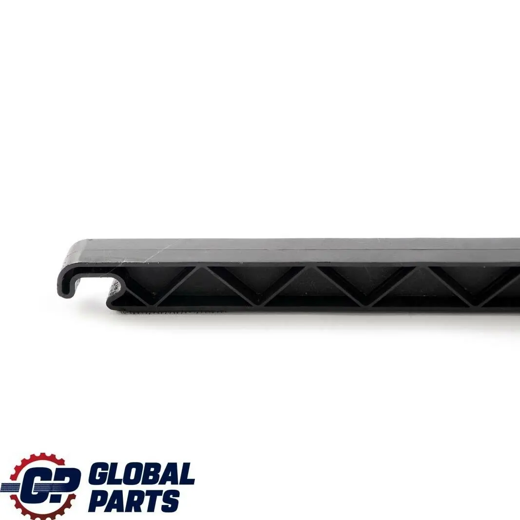 Supporto Portellone Inferiore Nero per BMW X5 E53 con numero di parte 7009683 BMW X5 E53 Supporto Portellone Inferiore Nero - SKU 7009683 - Numero di parte 7009683