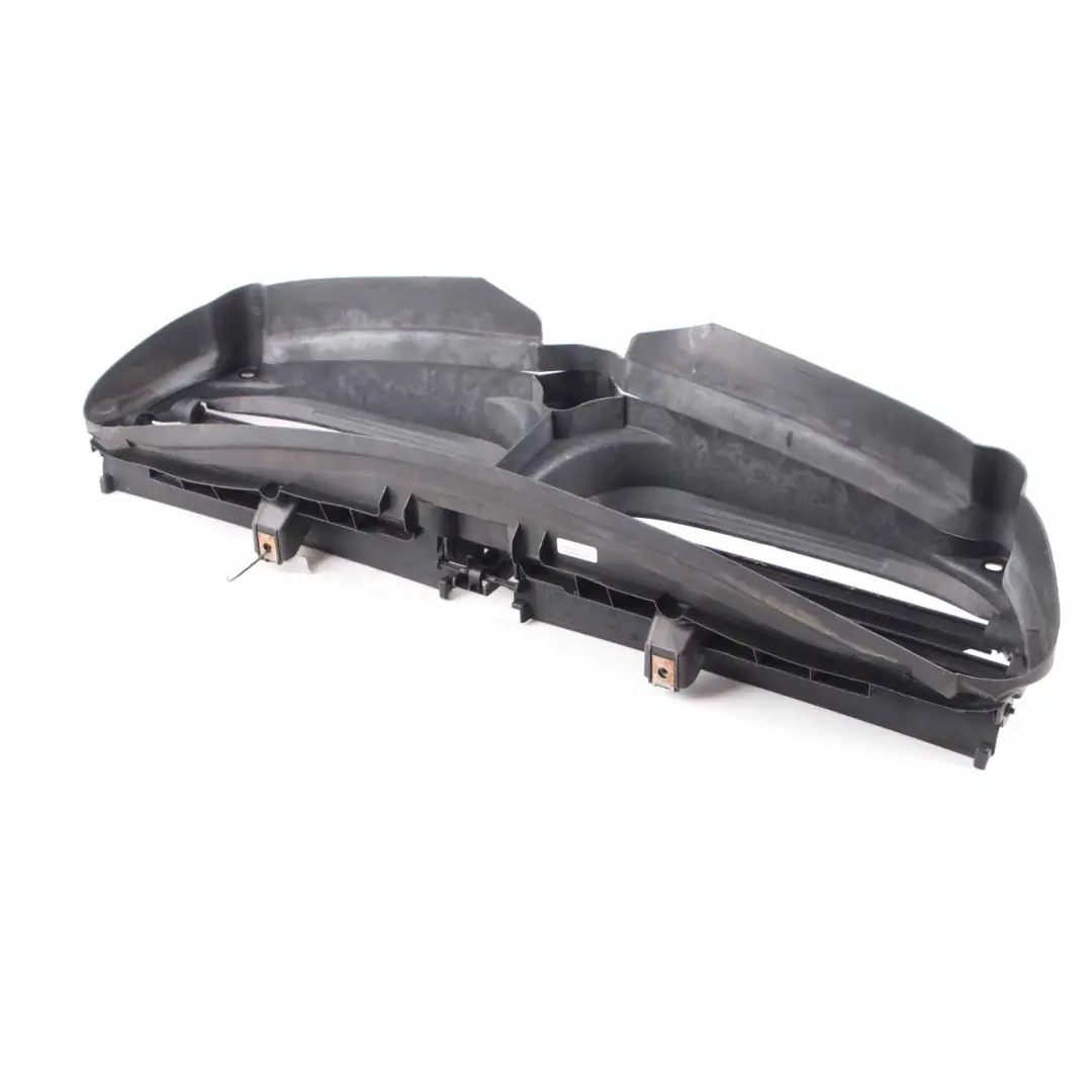 BMW E63 E64 Panneau de clapet avant Conduit d'admission d'air Grille - SKU 7009714 - Numéro de pièce 7009714