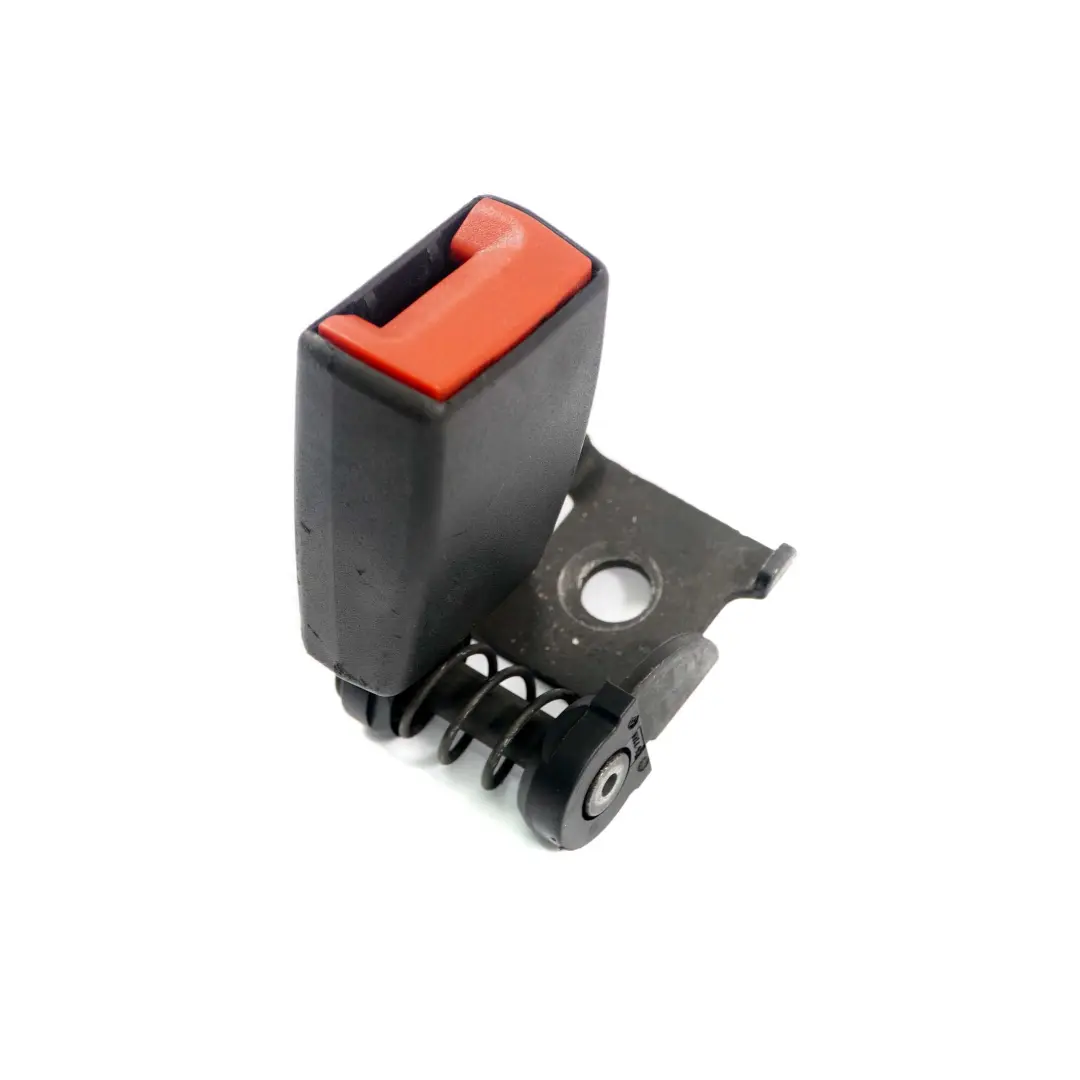 Asiento trasero derecho O / S hebilla inferior del cinturon para BMW E63 E64 con número de pieza 7009830 BMW E63 E64 Asiento trasero derecho O / S hebilla inferior del cinturon - SKU 7009830 - Número de pieza 7009830