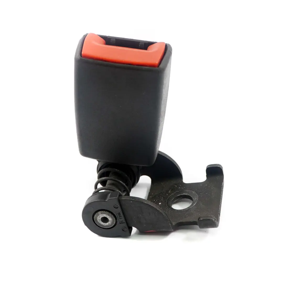 Boucle de ceinture inferieure droite du siege arriere pour BMW E63 E64 à propos du numéro de pièce 7009830 BMW E63 E64 Boucle de ceinture inferieure droite du siege arriere - SKU 7009830 - Numéro de pièce 7009830