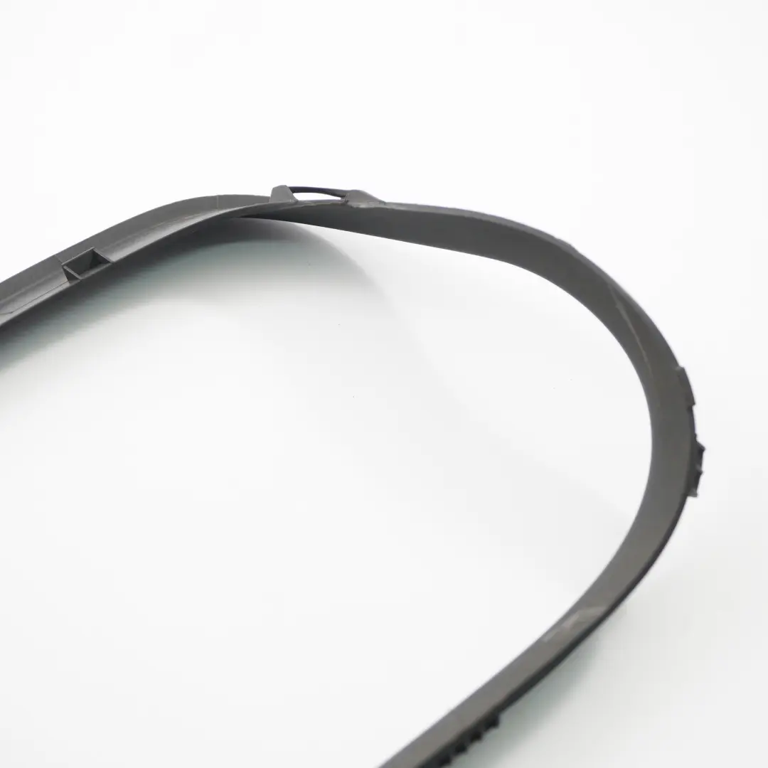 Couvre-tuyau d'échappement arrière habillage gauche pour BMW X5 E53 à propos du numéro de pièce 7010123 BMW X5 E53 Couvre-tuyau d'échappement arrière habillage gauche - SKU 7010123 - Numéro de pièce 7010123