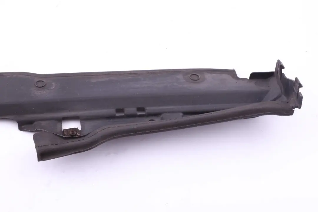 BMW 7 E65 E66 E67 Guidage De L'Air Refroidisseur Liquide Haut 5171 - SKU 7011217 - Numéro de pièce 7011217