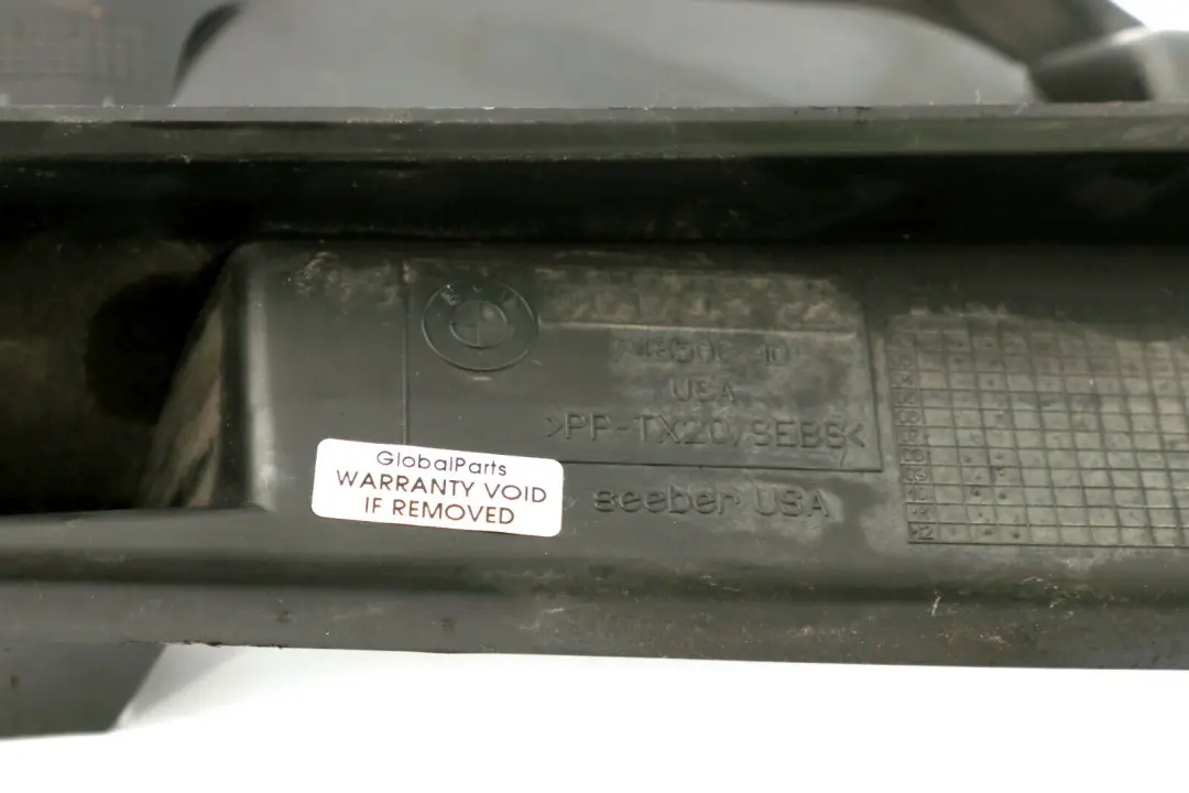 Kierownica Kanał Powietrza Prawy do BMW Z4 E85 E86 o numerze 7012722 BMW Z4 E85 E86 Kierownica Kanał Powietrza Prawy - SKU 7012722 - Numer Części 7012722