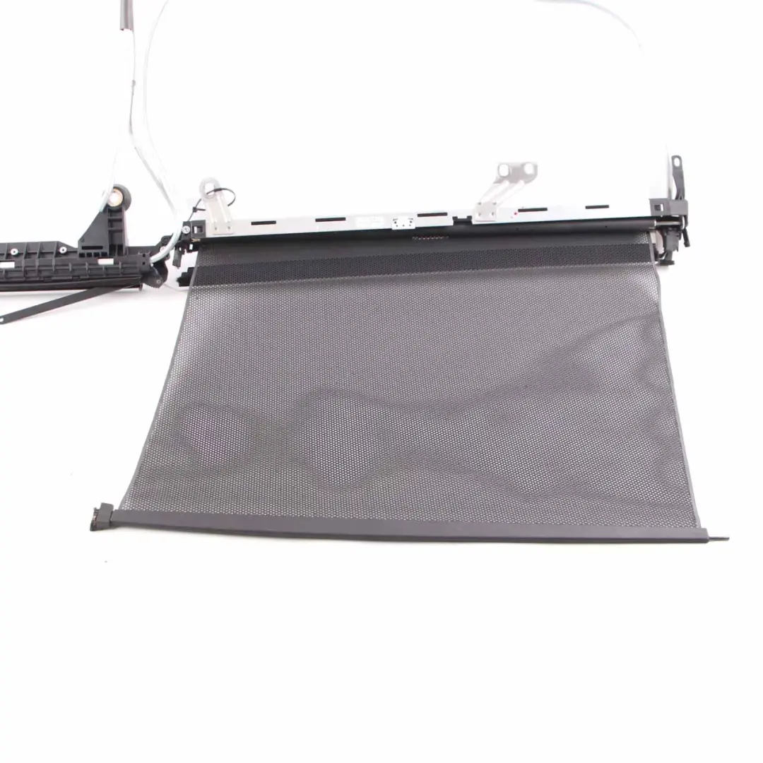 Roller Blind Rear Right O/S Door Sun Blind Screen Unit to BMW E65 with Part number 7012898 BMW E65 Roller Blind Rear Right O/S Door Sun Blind Screen Unit - SKU 7012898 - Part number 7012898