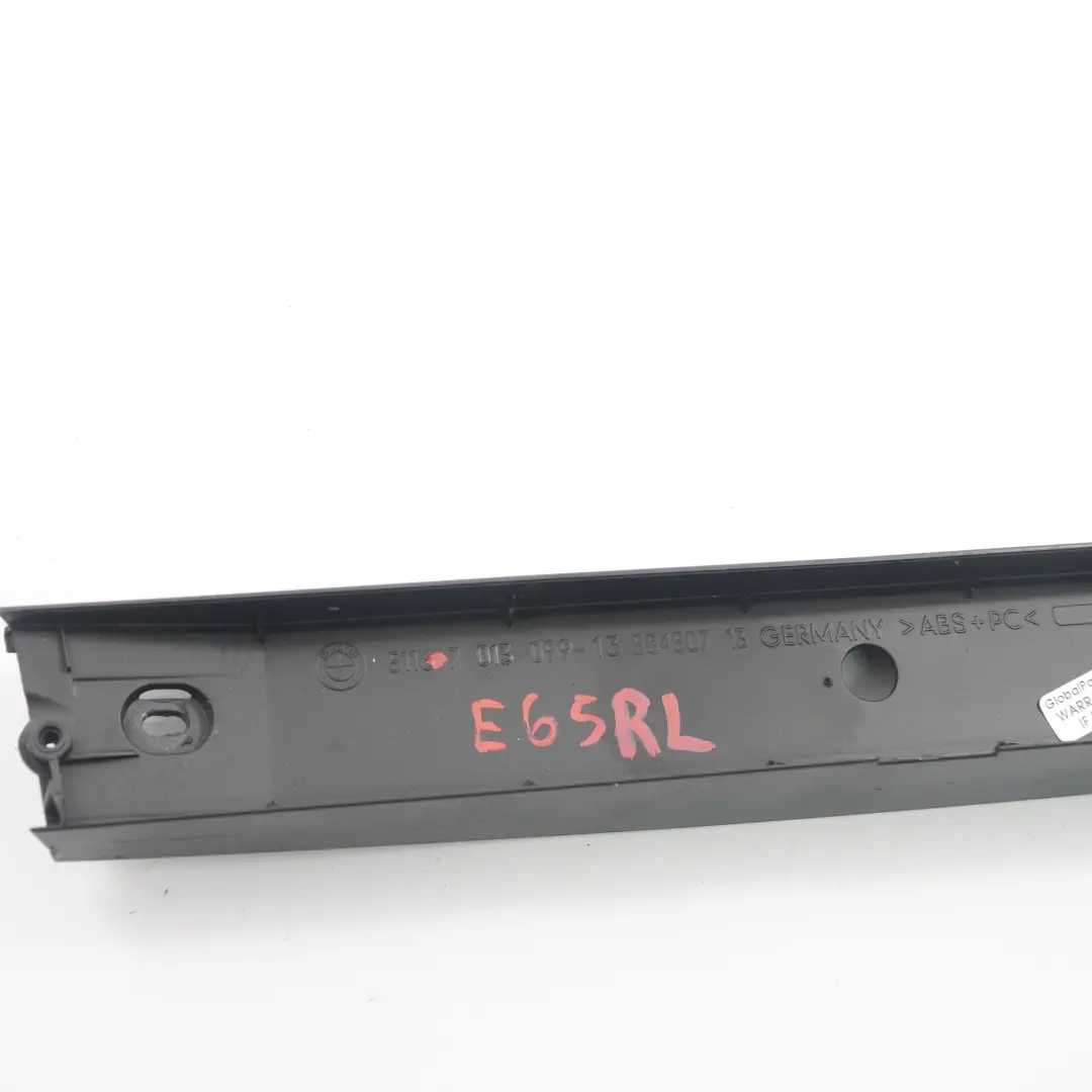 Persiana solar Rodillo Guía Riel Puerta Trasera Izquierda para BMW E65 con número de pieza 7013099 BMW E65 Persiana solar Rodillo Guía Riel Puerta Trasera Izquierda - SKU 7013099 - Número de pieza 7013099