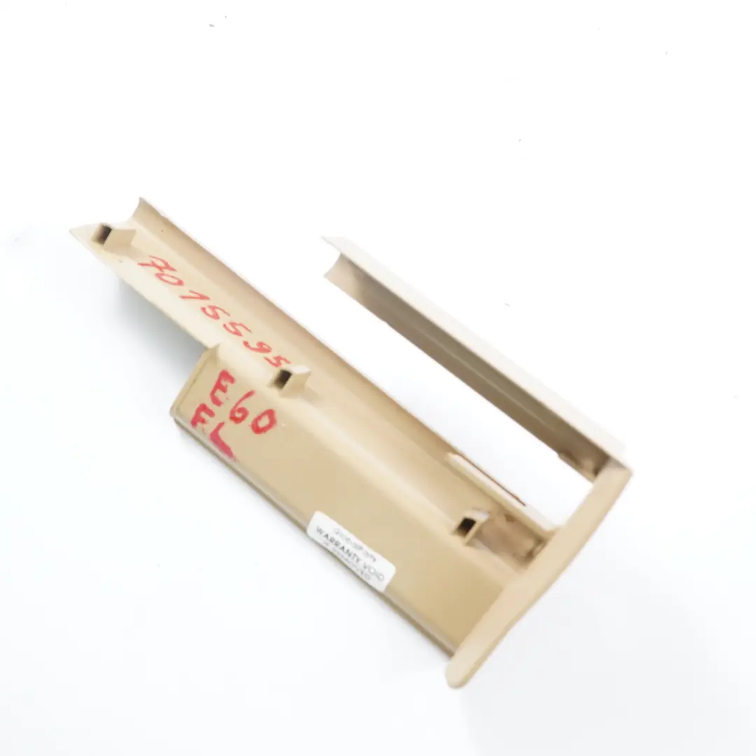 Couvre siege avant Exterieur Gauche Beige 7007695 pour BMW E60 E65 E66 à propos du numéro de pièce 7015595 BMW E60 E65 E66 Couvre siege avant Exterieur Gauche Beige 7007695 - SKU 7015595 - Numéro de pièce 7015595