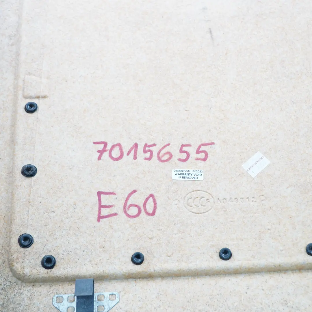 Panel Cubierta Trasera BMW E60 E61 E65 Vinilo Asiento Delantero Negro 8240713 para con número de pieza 7015655 Panel Cubierta Trasera BMW E60 E61 E65 Vinilo Asiento Delantero Negro 8240713 - SKU 7015655 - Número de pieza 7015655