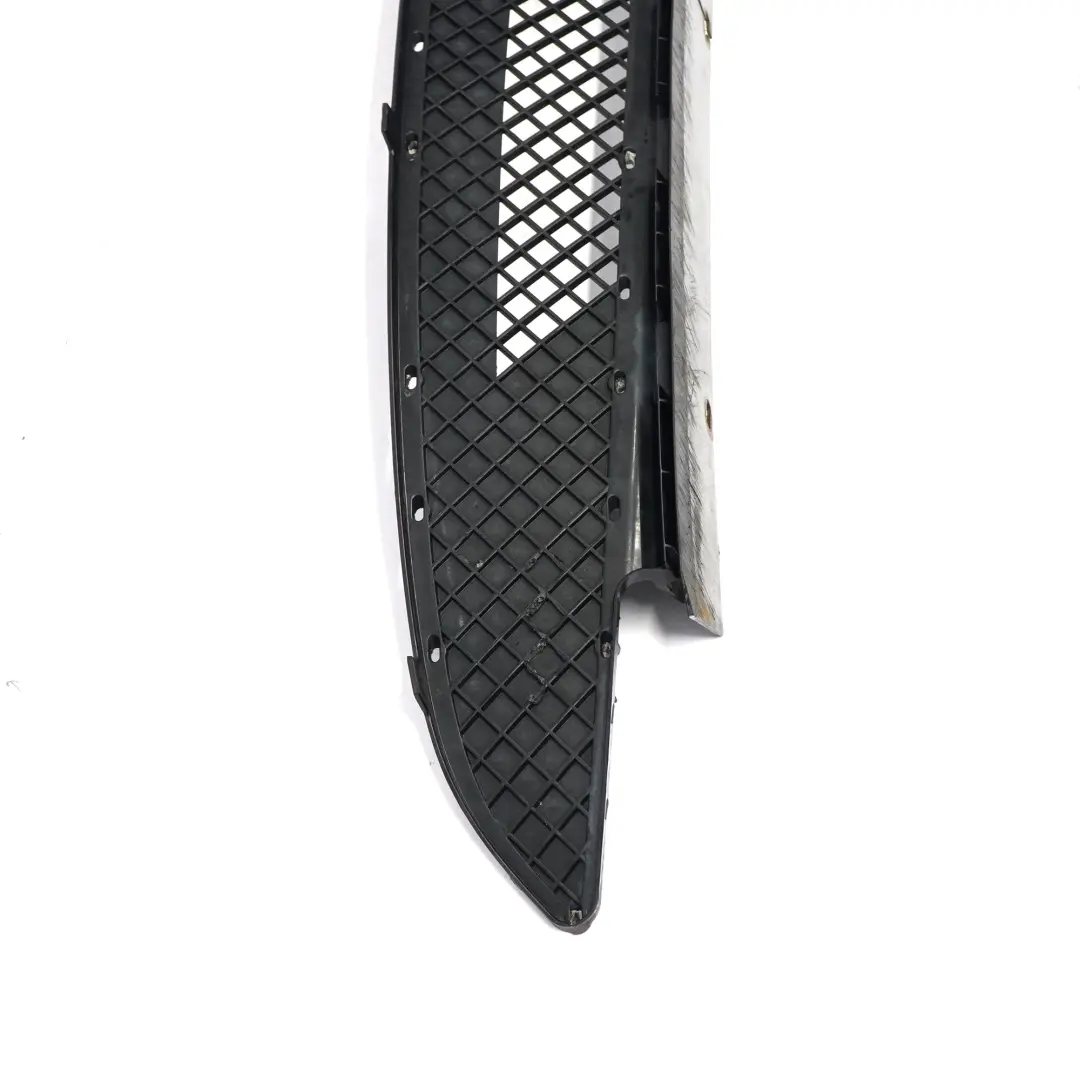 Kratka Zderzaka Dolna Środkowa Grill Przedni do BMW Z4 E85 E86 o numerze 7016061 BMW Z4 E85 E86 Kratka Zderzaka Dolna Środkowa Grill Przedni - SKU 7016061-1 - Numer Części 7016061
