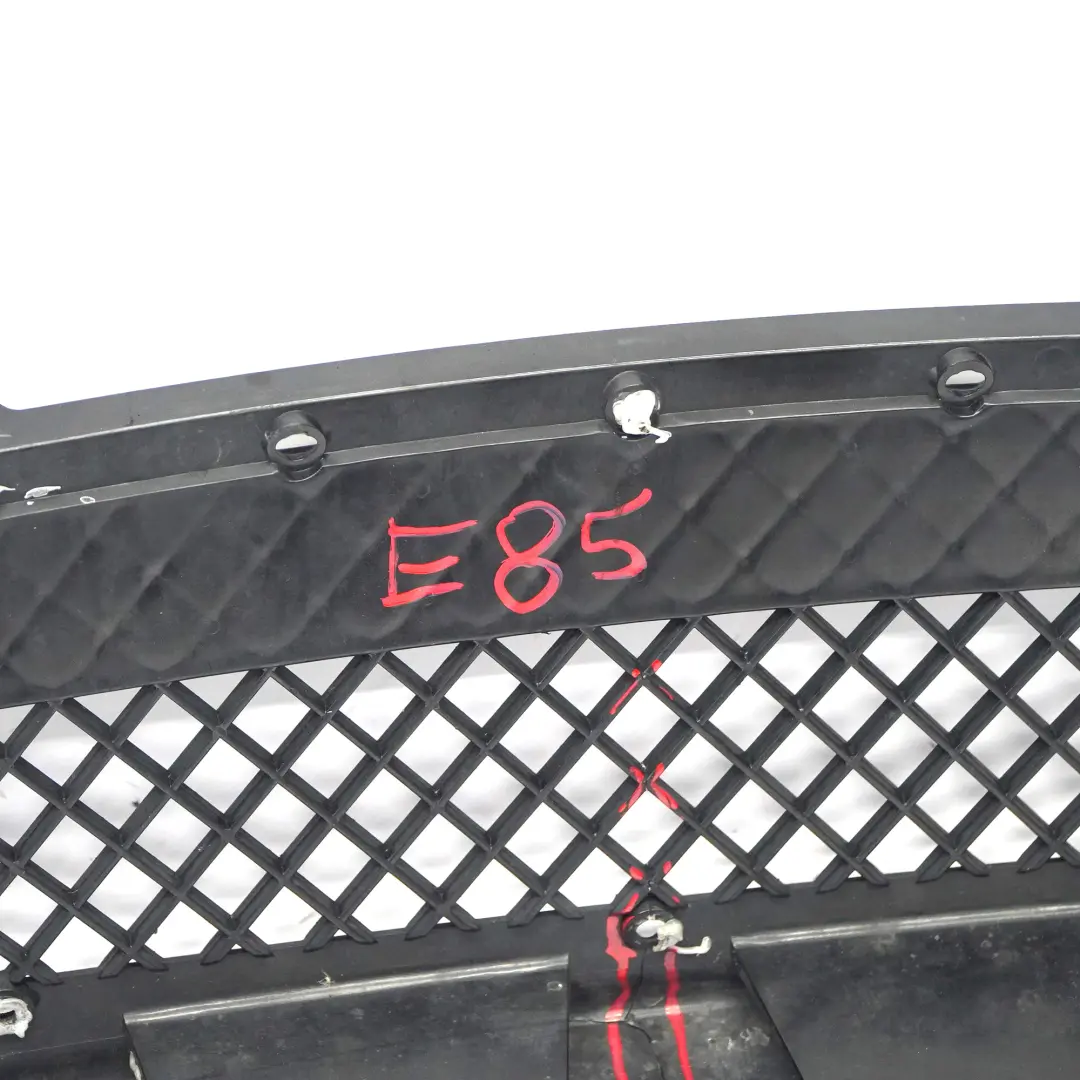 Frontstoßstange Luftkanal Mitte Unteres Gitterabdeckung für BMW Z4 E85 E86 mit Teilenummer 7016061 BMW Z4 E85 E86 Frontstoßstange Luftkanal Mitte Unteres Gitterabdeckung - SKU 7016061-1 - Teilenummer 7016061