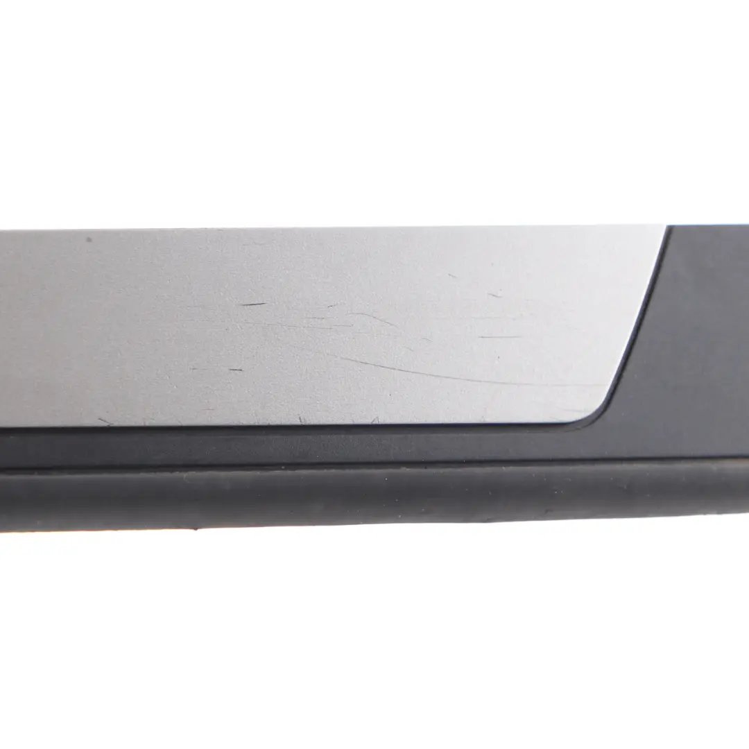 Couverture Entree a Droite pour BMW Z4 E85 E86 E89 à propos du numéro de pièce 7016654 BMW Z4 E85 E86 E89 Couverture Entree a Droite - SKU 7016654-1 - Numéro de pièce 7016654