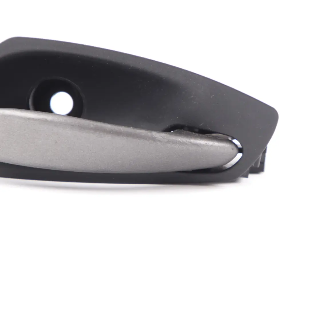 Door Handle BMW Z4 E85 E86 Interior Front Right O/S Grab Cover Trim to with Part number 7016662 Door Handle BMW Z4 E85 E86 Interior Front Right O/S Grab Cover Trim - SKU 7016662 - Part number 7016662
