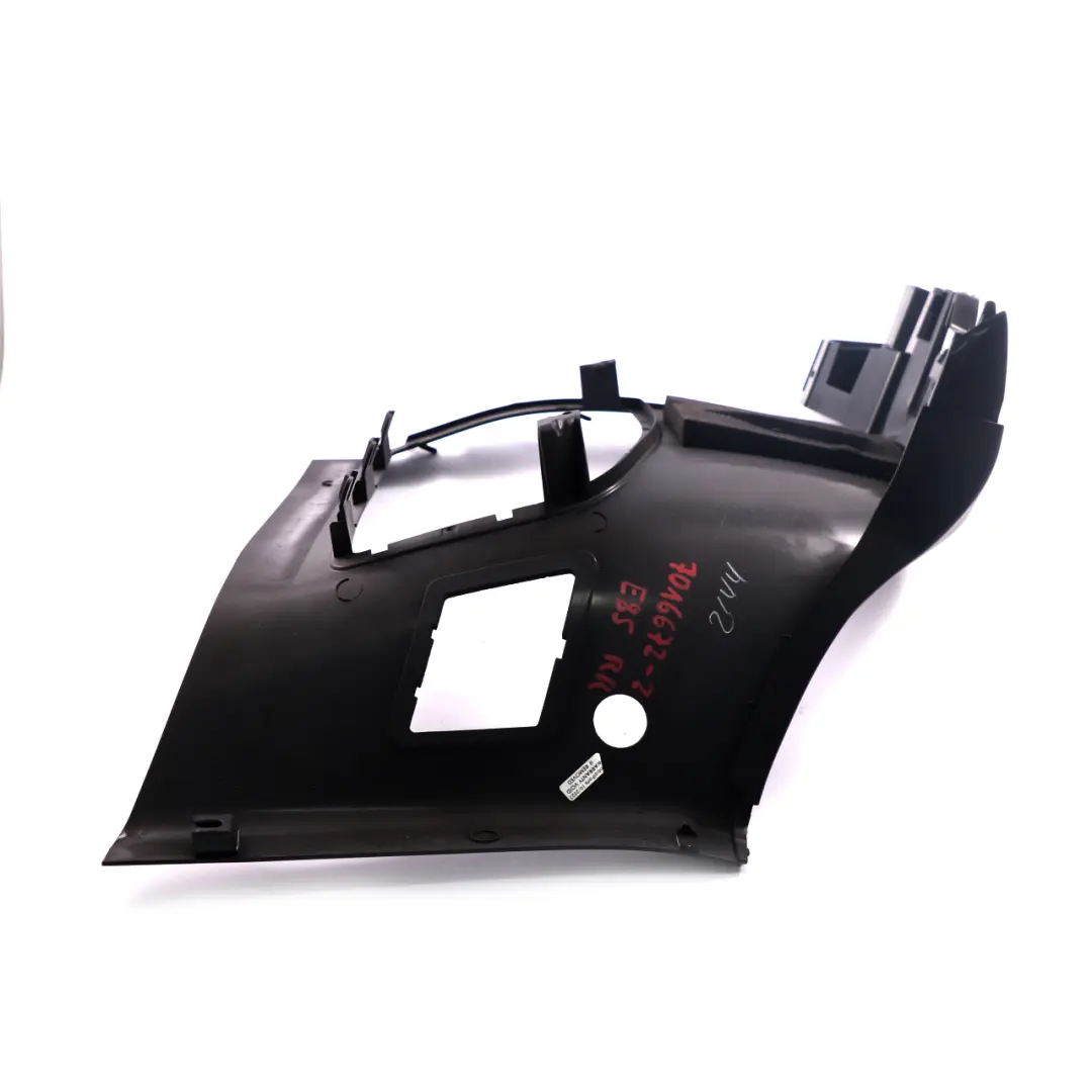 Embellecedor del maletero Cubierta trasera derecha Negro para BMW Z4 E85 con número de pieza 7016672 BMW Z4 E85 Embellecedor del maletero Cubierta trasera derecha Negro - SKU 7016672-2 - Número de pieza 7016672