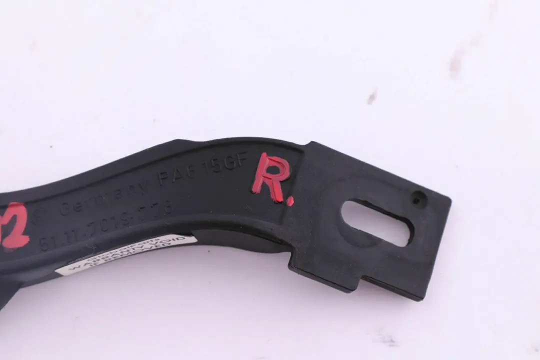 BMW E92 E93 Soporte Derecho Embellecedor Faro Brazo - SKU 7019778 - Número de pieza 7019778