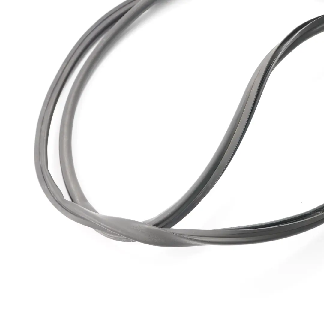 Joint Arriere de Capot Avant pour BMW F10 F11 à propos du numéro de pièce 7019779 BMW F10 F11 Joint Arriere de Capot Avant - SKU 7019779 - Numéro de pièce 7019779