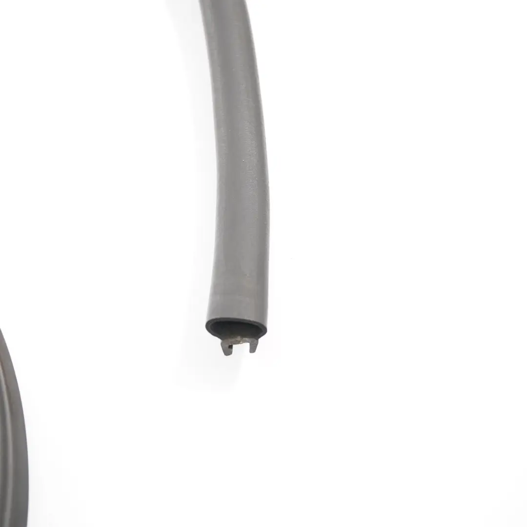 Joint Arriere de Capot Avant pour BMW F10 F11 à propos du numéro de pièce 7019779 BMW F10 F11 Joint Arriere de Capot Avant - SKU 7019779 - Numéro de pièce 7019779