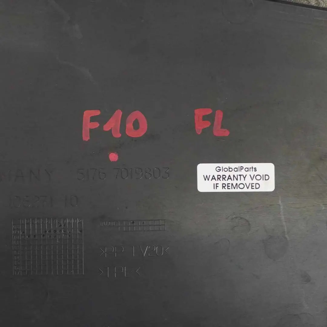 Capó Sello Localizador Delantero Izquierdo para BMW F10 F11 con número de pieza 7019803 BMW F10 F11 Capó Sello Localizador Delantero Izquierdo - SKU 7019803 - Número de pieza 7019803