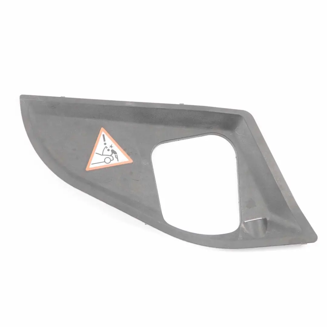 Osłona Maskownica Uszczelka Błotnika Komory Silnika Prawy Przód do BMW F10 F11 o numerze 7019804 BMW F10 F11 Osłona Maskownica Uszczelka Błotnika Komory Silnika Prawy Przód - SKU 7019804-1 - Numer Części 7019804