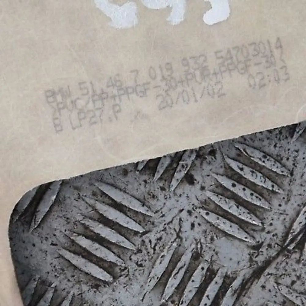 Verkleidung Abdeckung Kofferraum Ablegeboden Beige für BMW 7 er E65 E66 mit Teilenummer 7019932 BMW 7 er E65 E66 Verkleidung Abdeckung Kofferraum Ablegeboden Beige - SKU 7019932 - Teilenummer 7019932