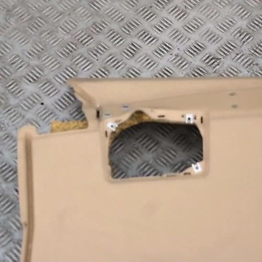 Carenatura Copertura Bagagliaio Fondo Scomparto Beige per BMW E65 E66 con numero di parte 7019932 BMW E65 E66 Carenatura Copertura Bagagliaio Fondo Scomparto Beige - SKU 7019932 - Numero di parte 7019932