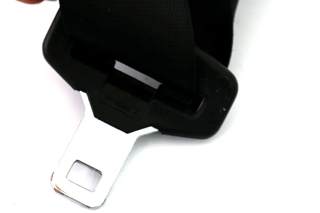 Right O/S Upper Seat Belt Schwarz Black to BMW 7 Series E65 E66 Rear with Part number 7022402 BMW 7 Series E65 E66 Rear Right O/S Upper Seat Belt Schwarz Black - SKU 7022402 - Part number 7022402