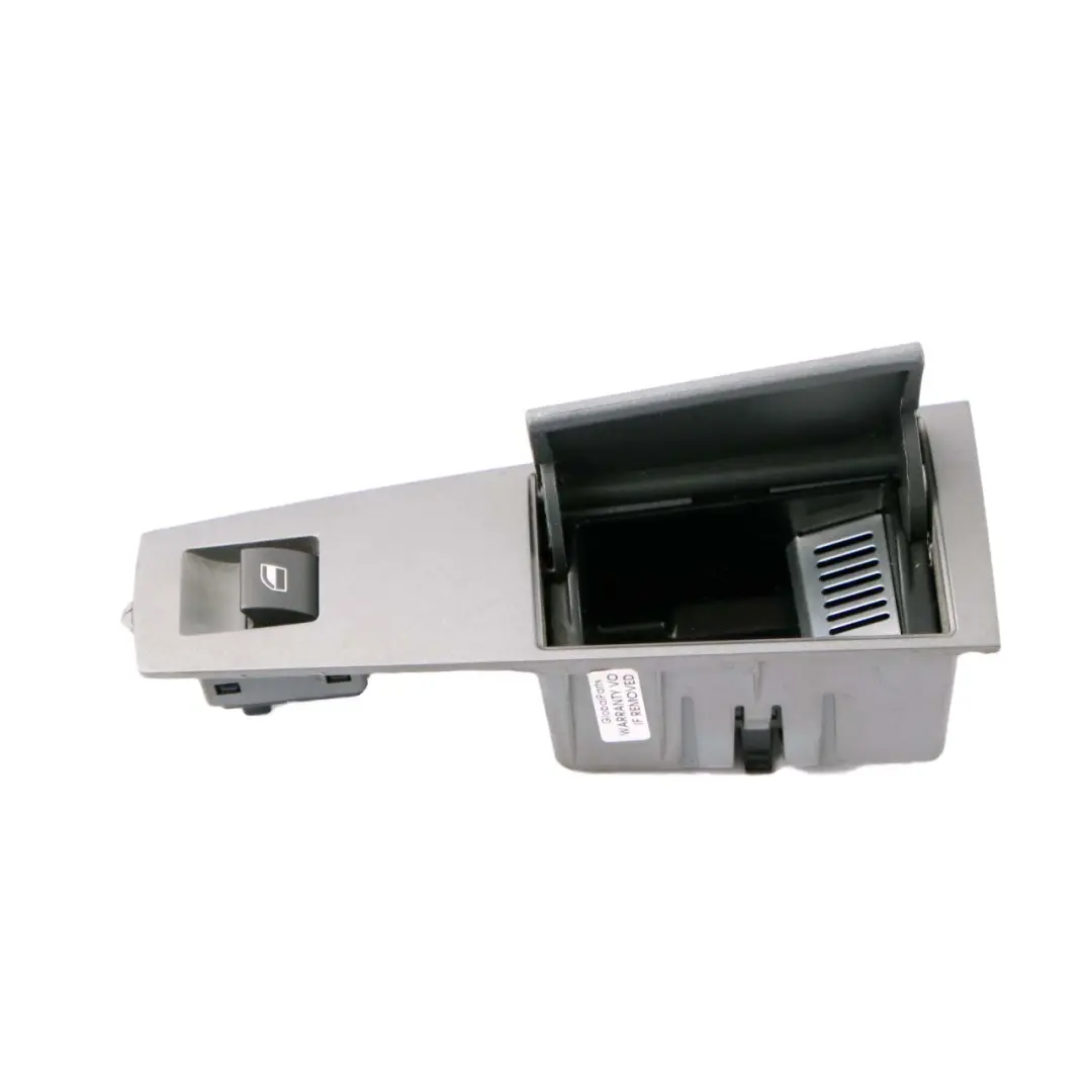 Couverture Calcinateur Droite Fonce Silver pour BMW E65 à propos du numéro de pièce 7024490 BMW E65 Couverture Calcinateur Droite Fonce Silver - SKU 7024490 - Numéro de pièce 7024490