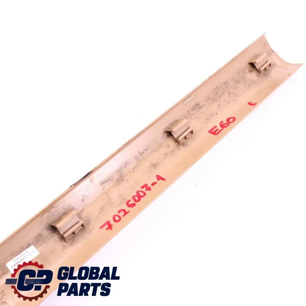 Tapa Entrada Interior Delantera Izquierda Derecha Beige para BMW E60 E60 LCI E61 con número de pieza 7025007 BMW E60 E60 LCI E61 Tapa Entrada Interior Delantera Izquierda Derecha Beige - SKU 7025007-1 - Número de pieza 7025007