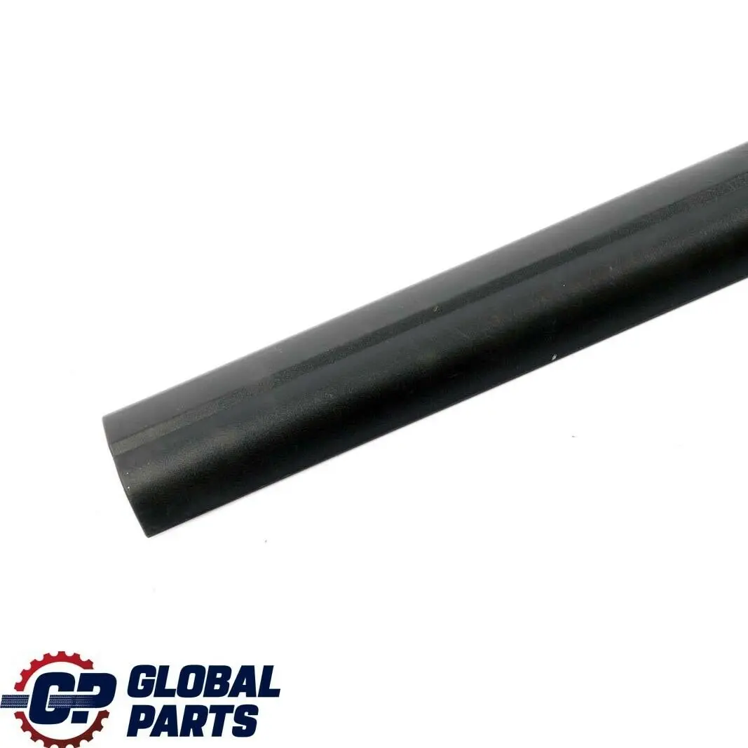 Bandella di Protezione Ingresso Interno Davanti Nero per BMW E60 E61 con numero di parte 7025007 BMW E60 E61 Bandella di Protezione Ingresso Interno Davanti Nero - SKU 7025007 - Numero di parte 7025007