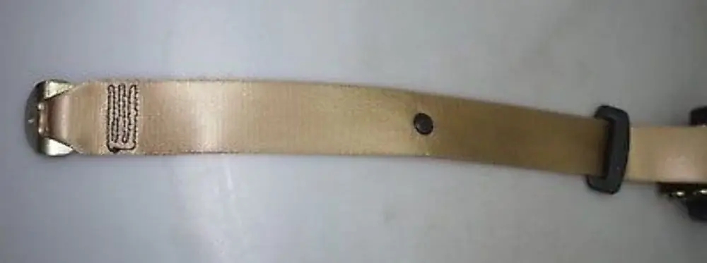 Obergurt Hinten Mitte Beige für BMW 7 er E65 E66 E67 mit Teilenummer 7025109 BMW 7 er E65 E66 E67 Obergurt Hinten Mitte Beige - SKU 7025109 - Teilenummer 7025109