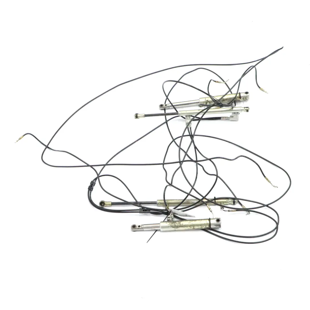 tetto pieghevole sinistra destra set di cilindri idraulici per BMW E46 Cabrio con numero di parte 7025600 BMW E46 Cabrio tetto pieghevole sinistra destra set di cilindri idraulici - SKU 7025600 - Numero di parte 7025600