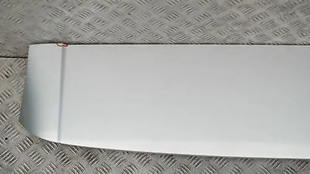 Alettone Superiore Argento-Titanio Titan Argento 354 7025612 BMW X5 E53 - SKU 7025612-TS1 - Numero di parte 51717025612