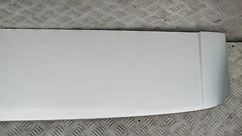 Alettone Superiore Argento-Titanio Titan Argento 354 7025612 BMW X5 E53 - SKU 7025612-TS1 - Numero di parte 51717025612