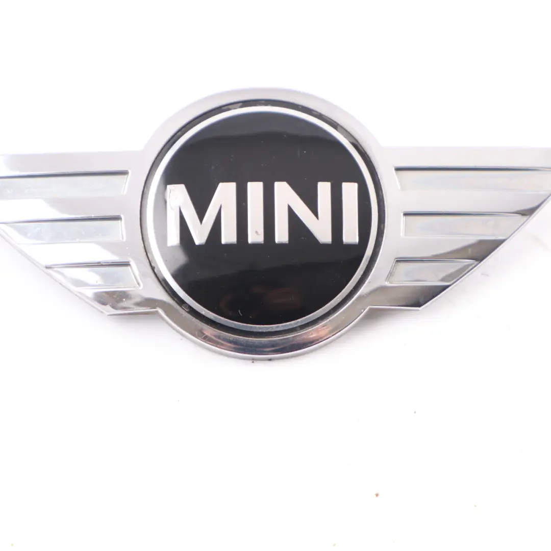 Frontal Insignia Capo Emblema Logo Cromo para Mini Cooper One R50 R52 con número de pieza 7026184 Mini Cooper One R50 R52 Frontal Insignia Capo Emblema Logo Cromo - SKU 7026184-1 - Número de pieza 7026184