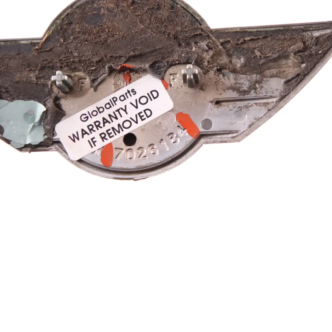 Emblem Abzeichen Logo Vorne Chrom für Mini Cooper One R50 R52 mit Teilenummer 7026184 Mini Cooper One R50 R52 Emblem Abzeichen Logo Vorne Chrom - SKU 7026184-2 - Teilenummer 7026184