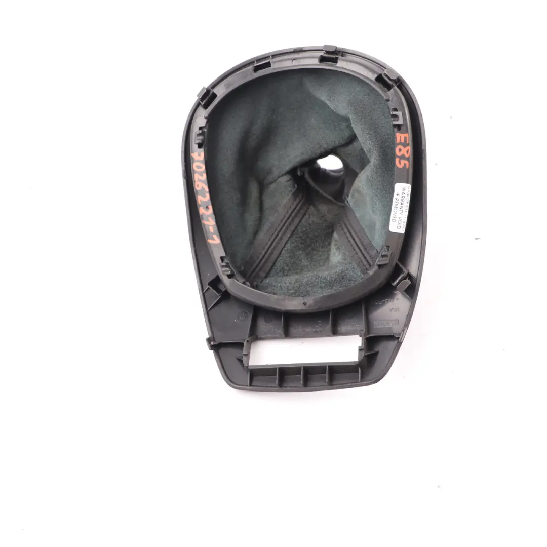 Rivestimento Leva Cambio Della Console Centrale Colore Nero 7026221 per BMW Z4 E85 con numero di parte 7158473 BMW Z4 E85 Rivestimento Leva Cambio Della Console Centrale Colore Nero 7026221 - SKU 7026221-1 - Numero di parte 7158473