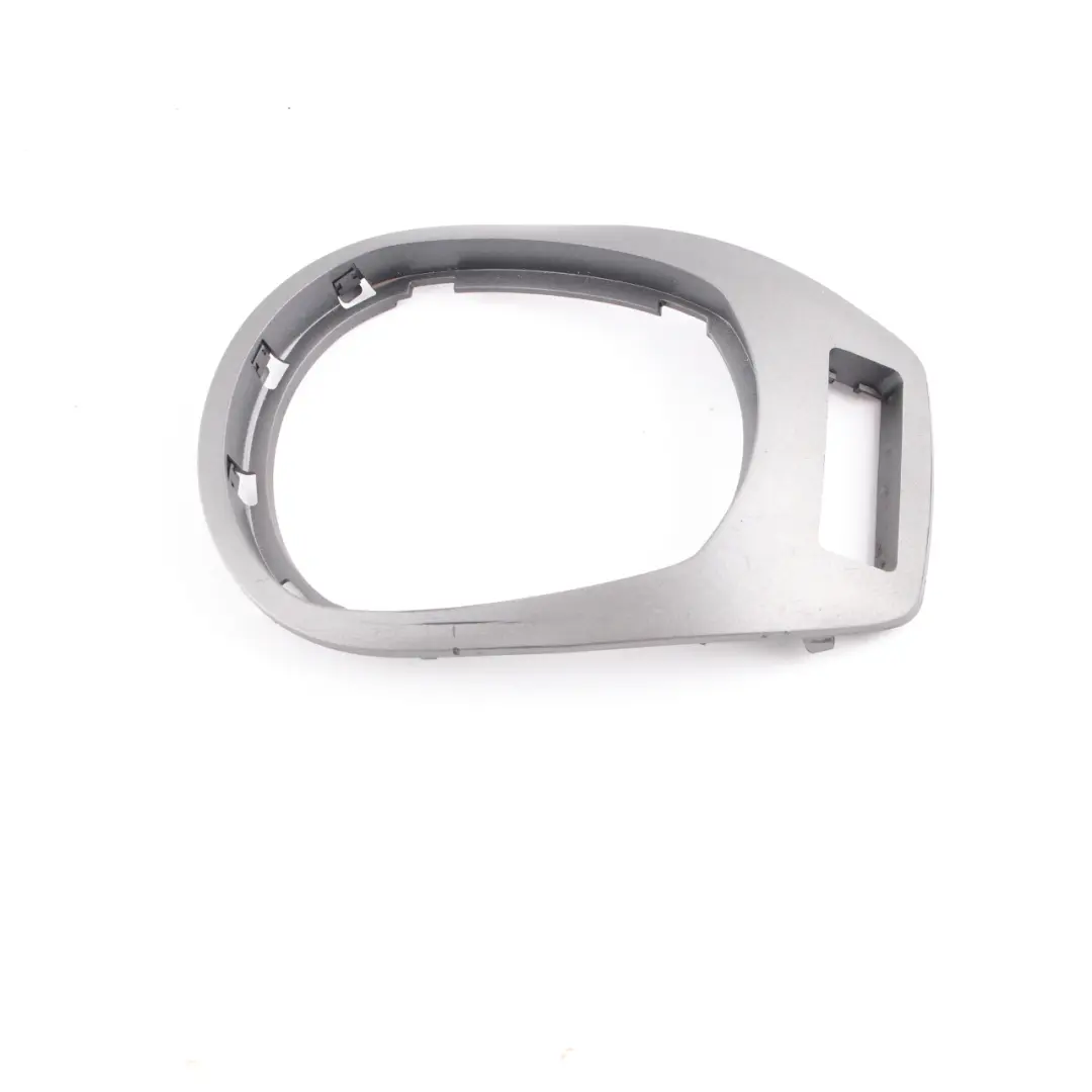 Console centrale Cambio Surround Cover Grigio per BMW Z4 Serie E85 con numero di parte 7026221 BMW Z4 Serie E85 Console centrale Cambio Surround Cover Grigio - SKU 7026221 - Numero di parte 7026221