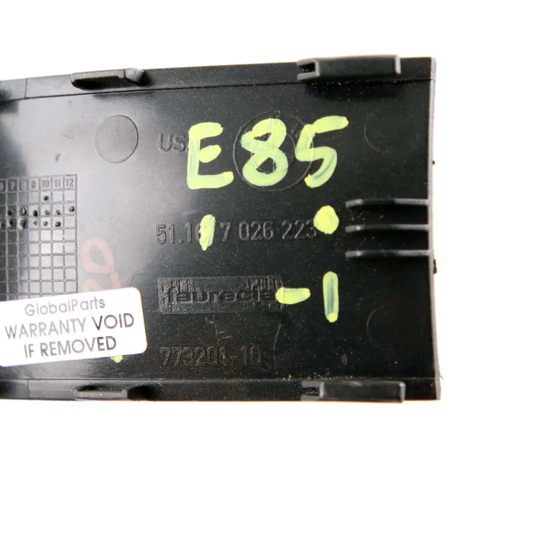 BMW Z4 E85 Tapa Consola Central Compartimento Guantera - SKU 7026223-1 - Número de pieza 7026223