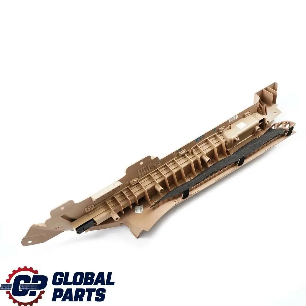 Prowadnica Osłona Bagażnika Rolety Beż do BMW X5 E53 o numerze 7027133 BMW X5 E53 Prowadnica Osłona Bagażnika Rolety Beż - SKU 7027133-1 - Numer Części 7027133