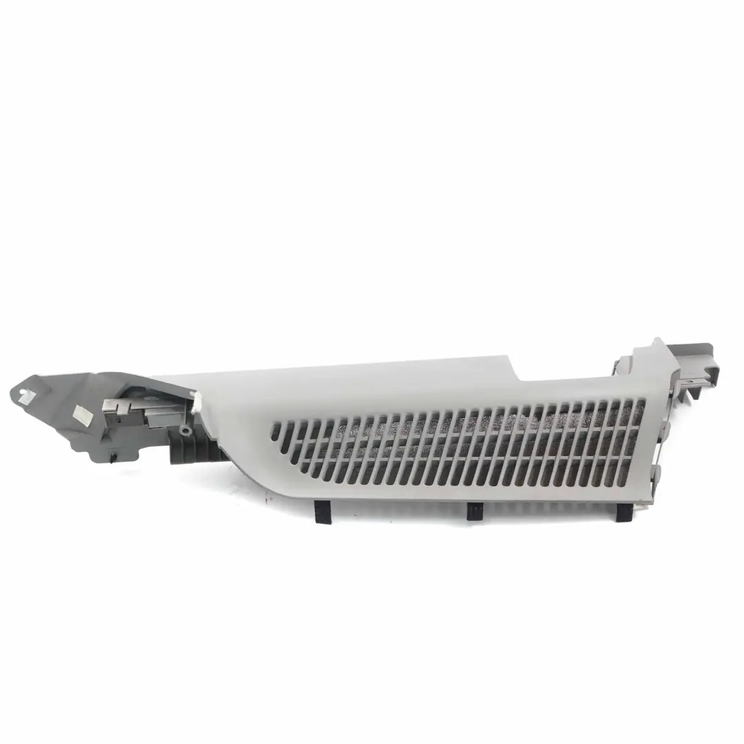 Coperchio Della Guida Laterale Destro Del Bagagliaio Grigio per BMW X5 E53 con numero di parte 7027134 BMW X5 E53 Coperchio Della Guida Laterale Destro Del Bagagliaio Grigio - SKU 7027134-2 - Numero di parte 7027134