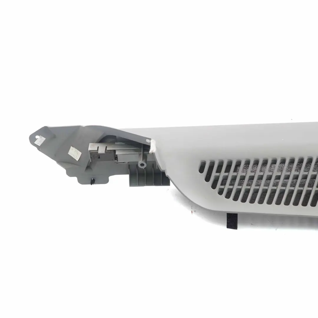 Coperchio Della Guida Laterale Destro Del Bagagliaio Grigio per BMW X5 E53 con numero di parte 7027134 BMW X5 E53 Coperchio Della Guida Laterale Destro Del Bagagliaio Grigio - SKU 7027134-2 - Numero di parte 7027134