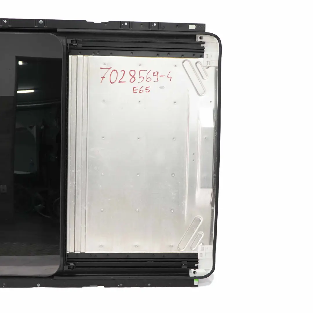 Electrical Sunroof Glass Panel Sliding Frame Assembly to BMW E65 E66 with Part number 7028569 BMW E65 E66 Electrical Sunroof Glass Panel Sliding Frame Assembly - SKU 7028569-4 - Part number 7028569
