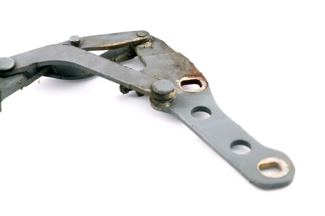 Scharnier Frontklappe rechts Silbergrau Metallic für BMW 3 er E46 mit Teilenummer 7028578 BMW 3 er E46 Scharnier Frontklappe rechts Silbergrau Metallic - SKU 7028578 - Teilenummer 7028578