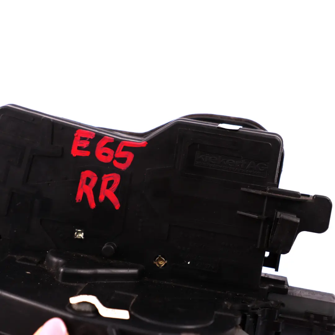 Chateau Porte Arriere Fermeture Intelligent Schl?ssehinten Droite pour BMW E65 E66 à propos du numéro de pièce 7029252 BMW E65 E66 Chateau Porte Arriere Fermeture Intelligent Schl?ssehinten Droite - SKU 7029252 - Numéro de pièce 7029252