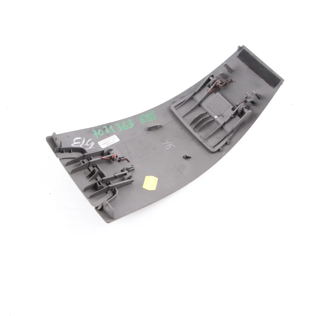 Verkleidung Abdeckung Armlehne Mitte Grau 7043802 für BMW Z4 er E85 mit Teilenummer 7031363 BMW Z4 er E85 Verkleidung Abdeckung Armlehne Mitte Grau 7043802 - SKU 7031363 - Teilenummer 7031363