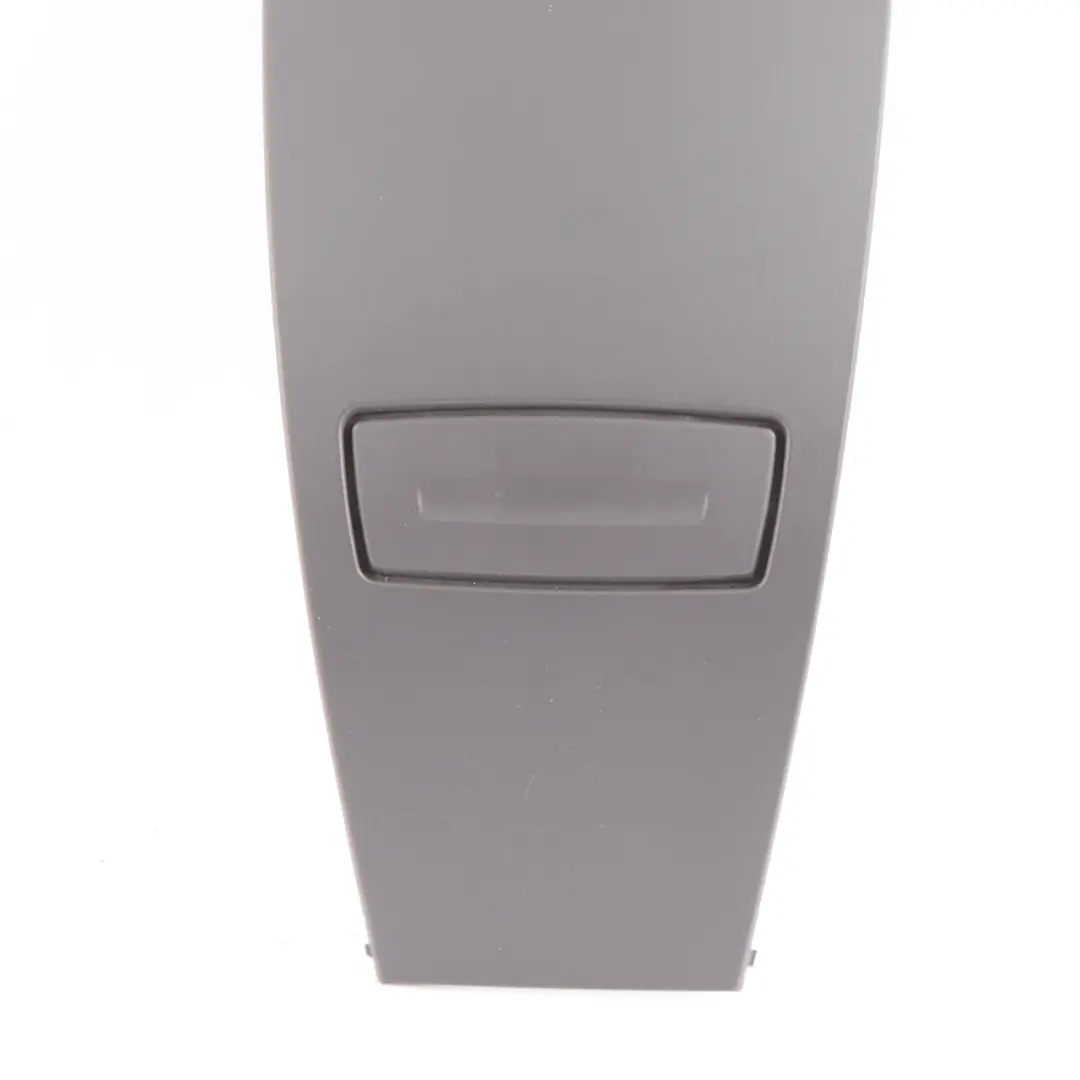 Verkleidung Abdeckung Armlehne Mitte Grau 7043802 für BMW Z4 er E85 mit Teilenummer 7031363 BMW Z4 er E85 Verkleidung Abdeckung Armlehne Mitte Grau 7043802 - SKU 7031363 - Teilenummer 7031363